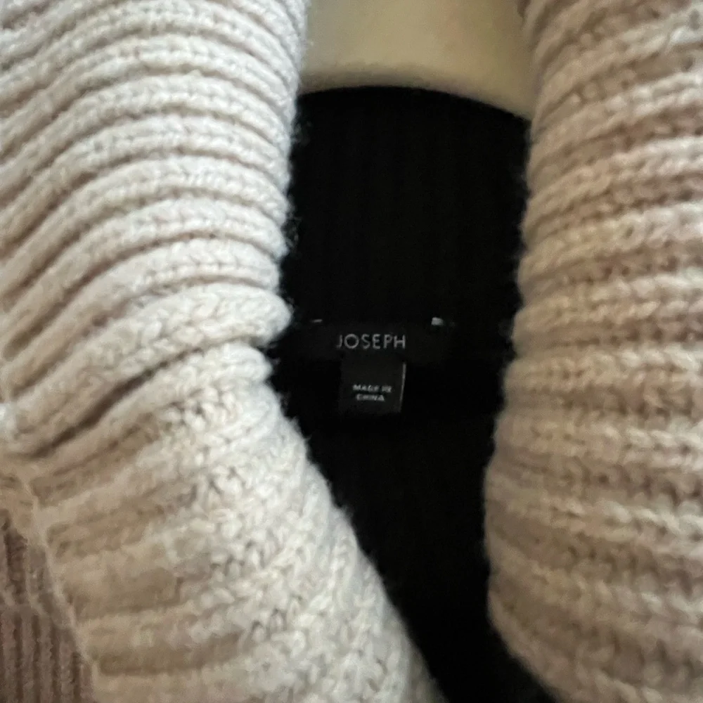 Joseph Wool Sweater Beige Black Size XS - Picture 8 of 8